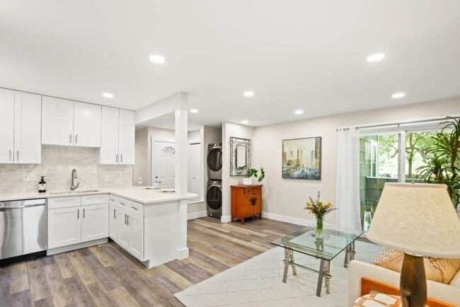 Photo - August 2026 Pre-Lease! 1 Bedroom Apartment in North Boulder