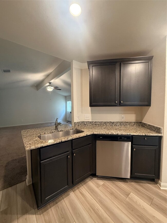 Photo - 473 Amberwood Pk Dr
