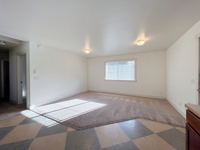Photo - 3-Bedroom Duplex Just Blocks from WWU Unit #201