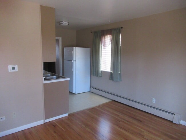 Photo - 2503 W Willamette Ave