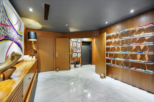 Photo - 1180 N Federal Hwy Unit 1606