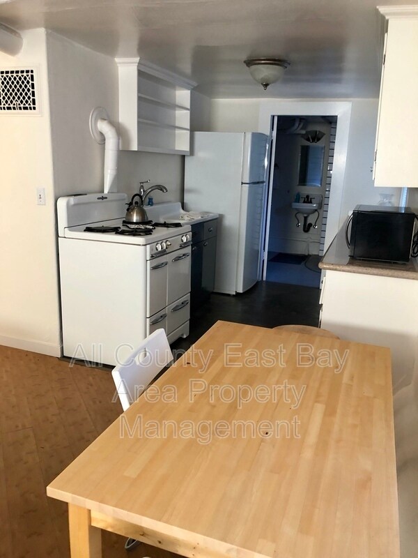 Photo - 2632 Hillegass Ave Unidad E
