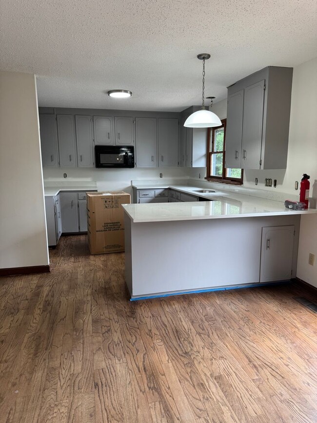 Building Photo - 257 Ponderosa Cir Rental