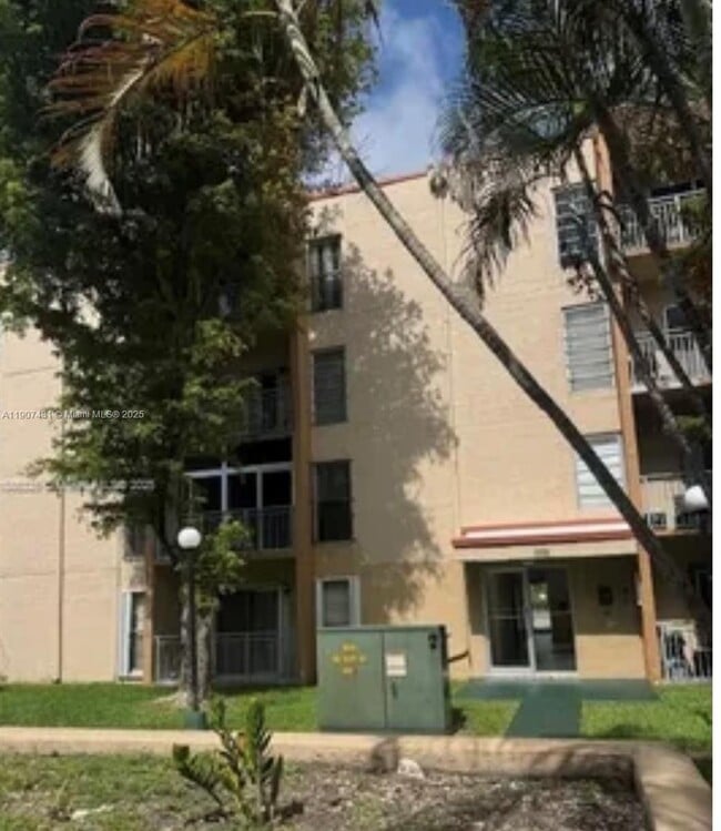 Photo - 4855 NW 7th St Unidad 401-6