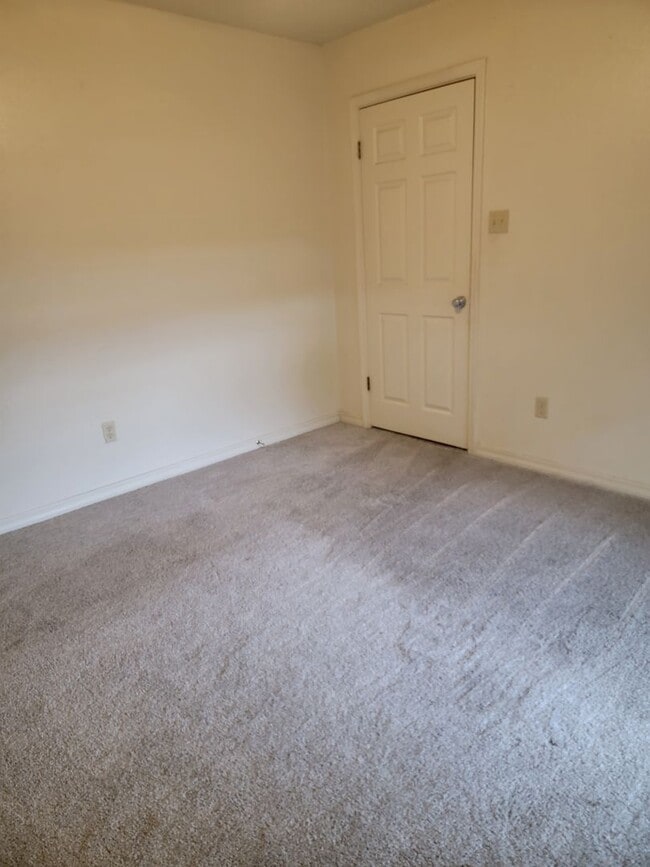 Photo - South Bossier 3 Bedroom 2 Bathroom **$300 OFF 1ST MONTH SPECIAL