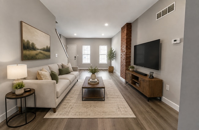 Building Photo - 121 N 59th St