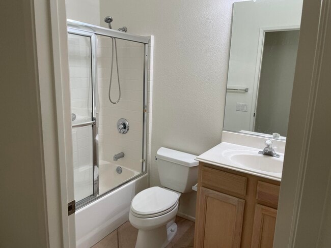 Photo - 78472 Glastonbury Way