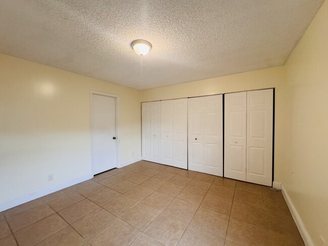 Photo - 7 Crossings Cir