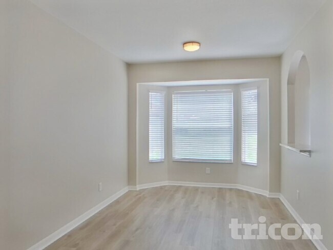 Photo - 10645 Navigation Dr