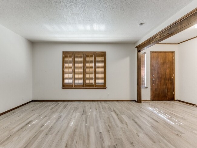 Photo - 718 Terrace Pl