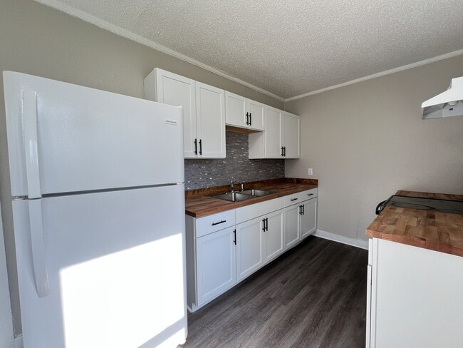 Photo - 1008 Rhomberg Ave Unit 1/2