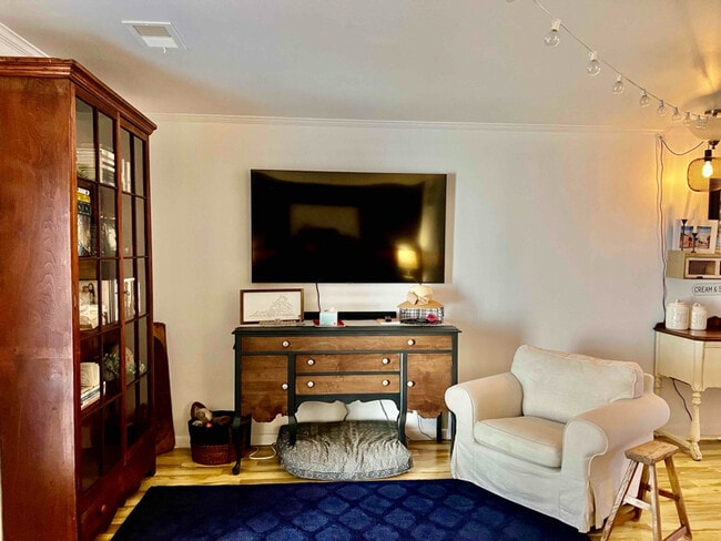 Photo - 15 Kingsbridge Ct