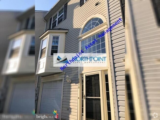 Building Photo - Nice, Sunny & Bright 3 Bedroom 2 full Bath... Rental
