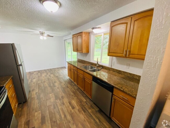 Building Photo - Wilson Duplex Unit A Rental