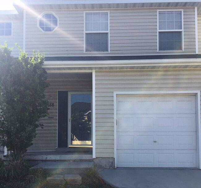 Photo - 188 Daisyfield Dr