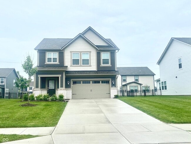 Building Photo - 6687 Redwood Dr
