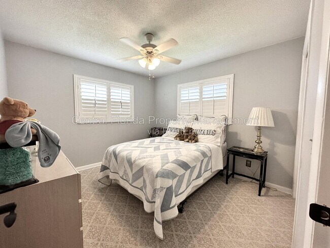 Photo - 3137 Thistlehill Dr
