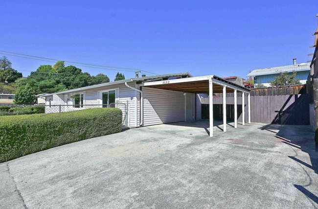 Photo - 4602 Emily Ct