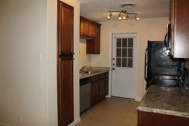 Photo - 3 BEDROOM DUPLEX, BISD