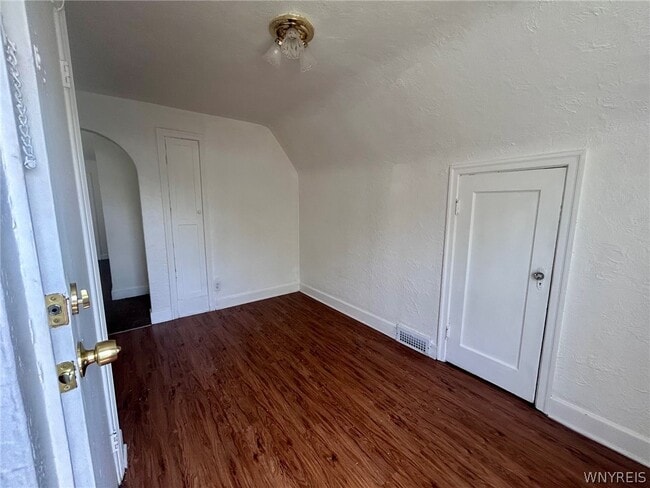 2405 Grand Ave