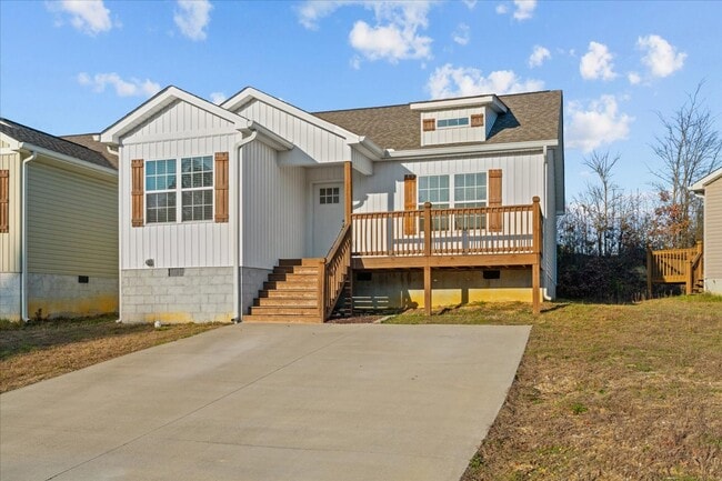 Photo - Pristine 3 Bed 2 Bath Home in Dalton