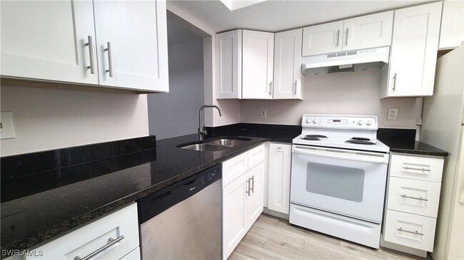 Photo - 930 SW 47th Terrace Condo Unit 5
