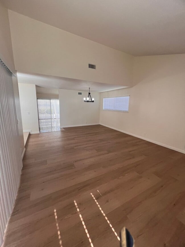 Photo - Camarillo - Single story, four bedroom, two bathroom home