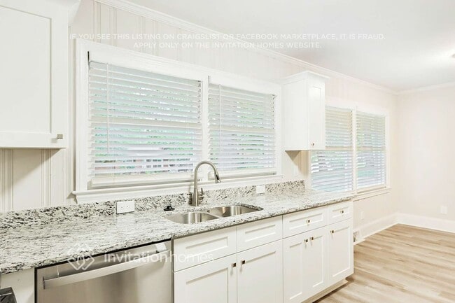 3521 Edsel Pl