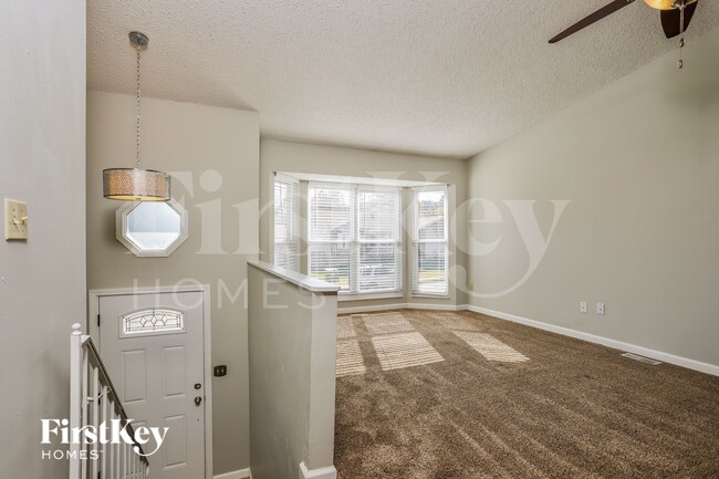 Photo - 3201 Lupine Dr