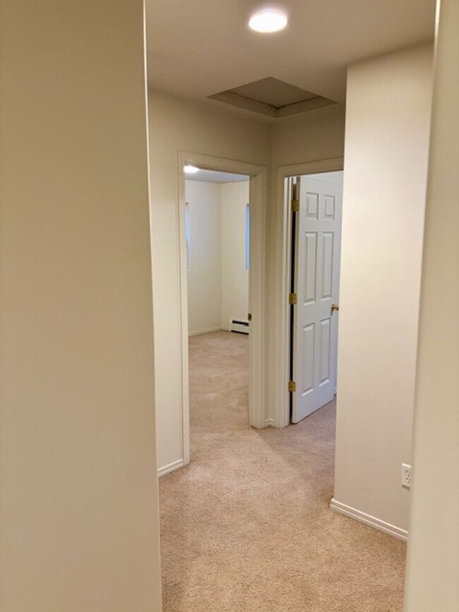 Photo - 3 Bed / 2.5 Bath Townhouse – Bozeman, MT Price Reduced!