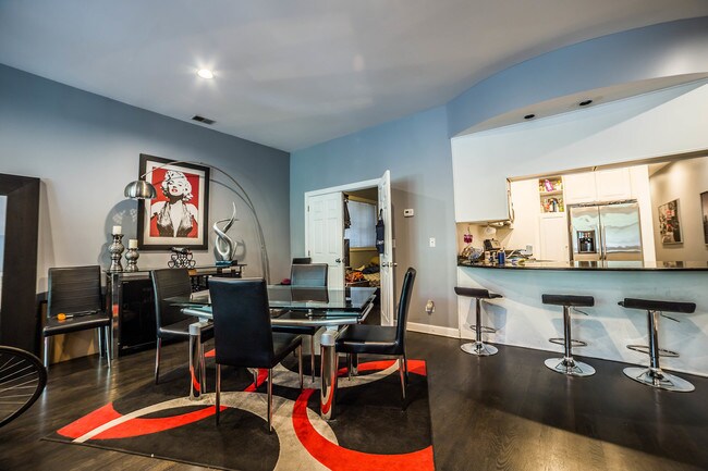 Photo - 2629 N Ashland Ave Unit 2A