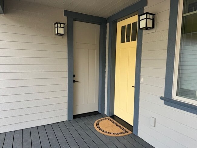 Photo - Brand New Home in NW Crossing with Professional office space!