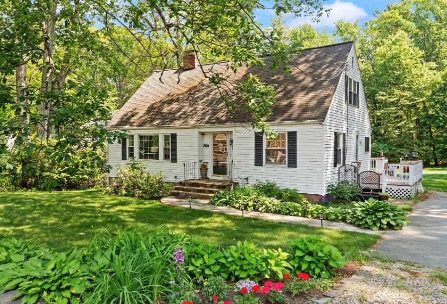 Photo - 187 Cedar St (Lexington, MA)