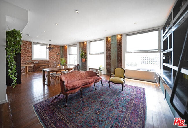 Photo - 257 S Spring St Unit 4E