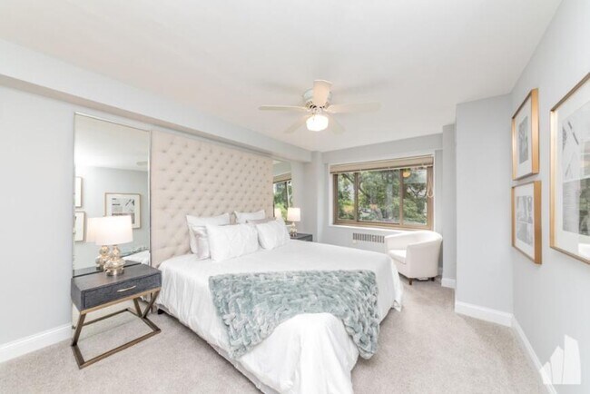 Photo - 1 bedroom in Chicago IL 60610 Unit 201711