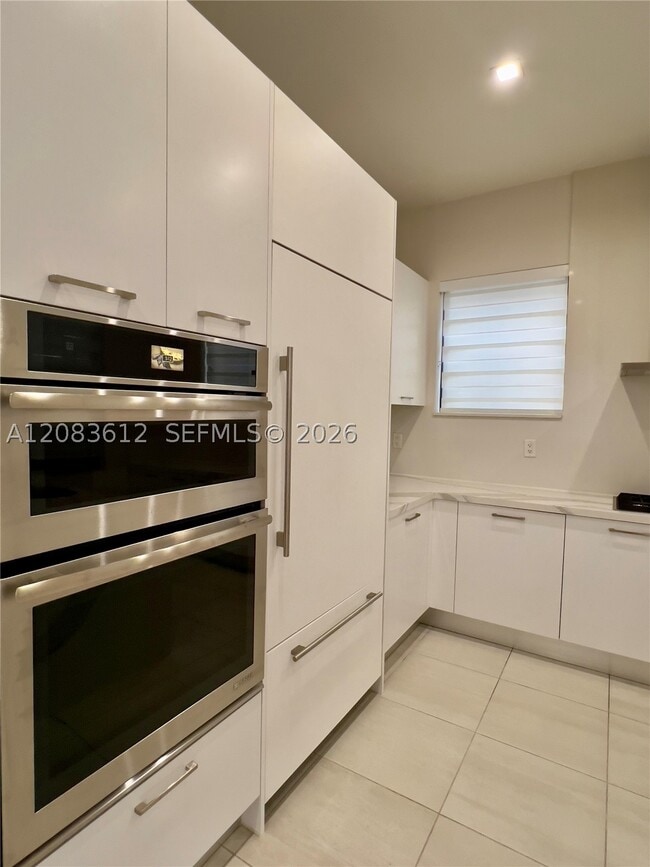 8281 NW 48th St