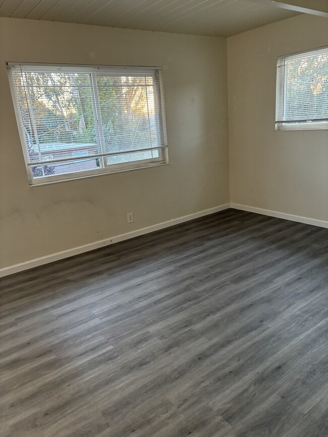 Building Photo - 22 Deering Ct Unit 22
