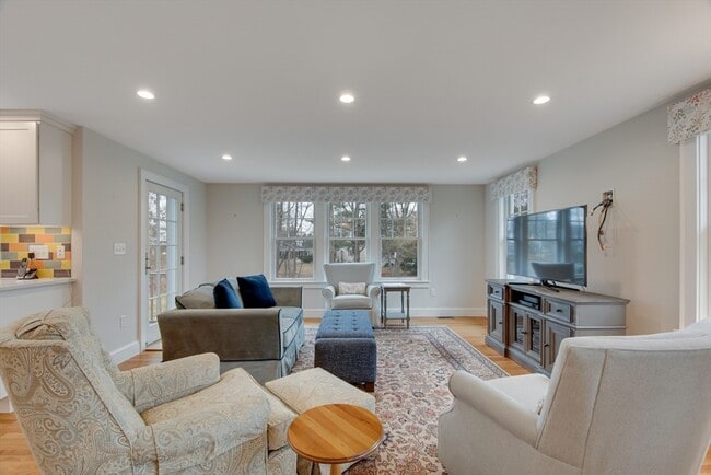 Photo - 58 Southfield Rd