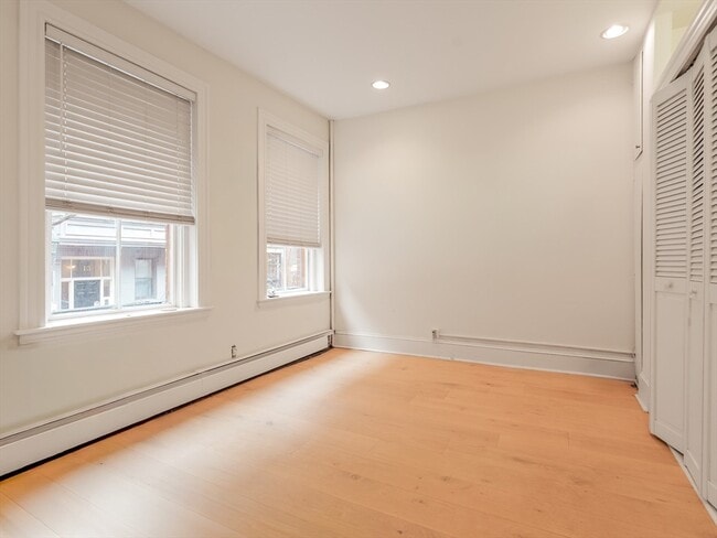 Photo - 22 Irving St Unit 2