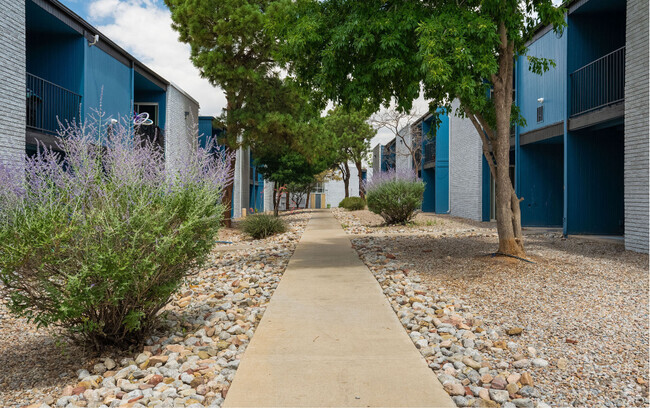 Building Photo - Canyon Crest Rental