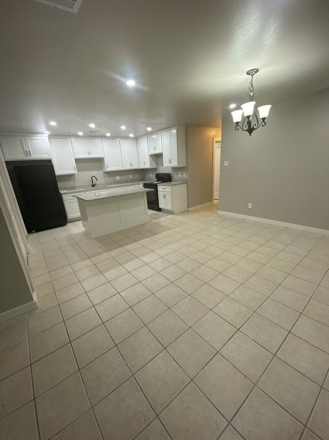 518 Peterson Dr