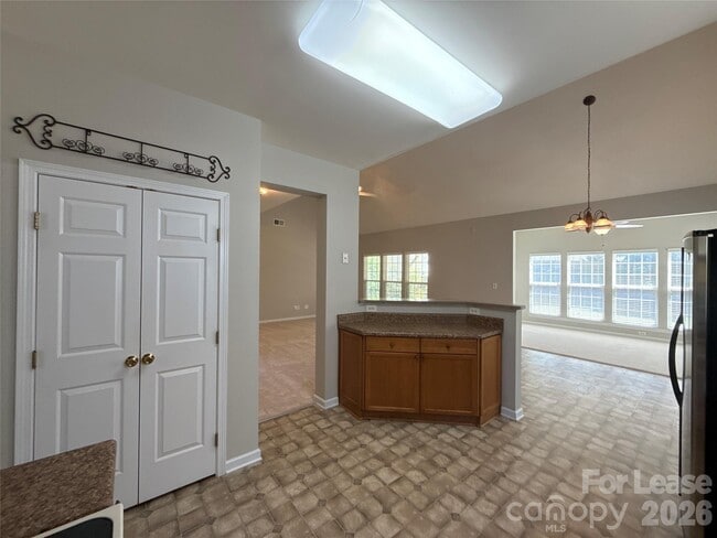 Photo - 2140 Pineapple Ct