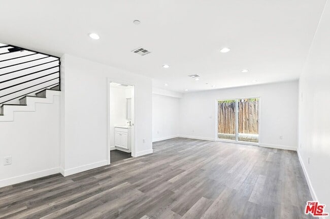 Building Photo - 17610 Sherman Way Rental