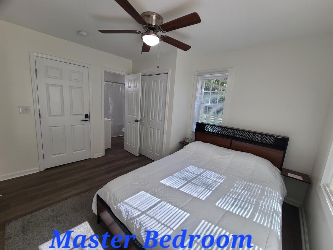 Photo - 3630 Old Easley Bridge Road - Room C - Master Suite with Private Bathroom (Greenville SC)