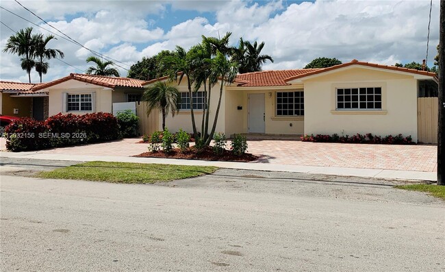 Photo - 4120 SW 69th Ave