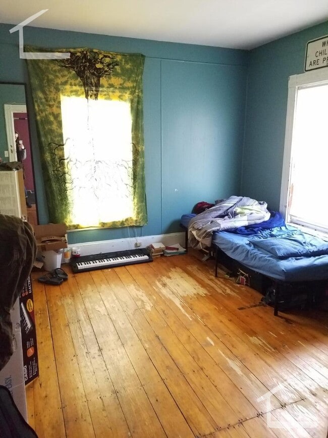 Photo - 81 Linden St