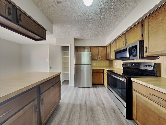 Photo - 23111 Calico Corners Ln