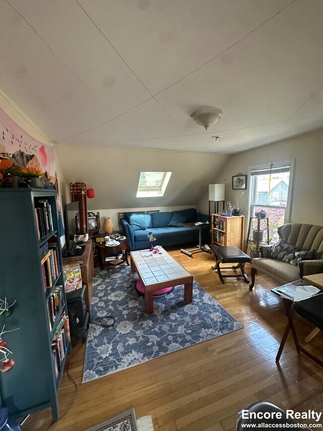 5 Clyde St