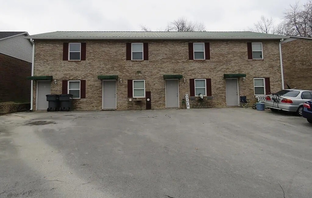 Photo - 1819 Summerhaven Ave Townhome