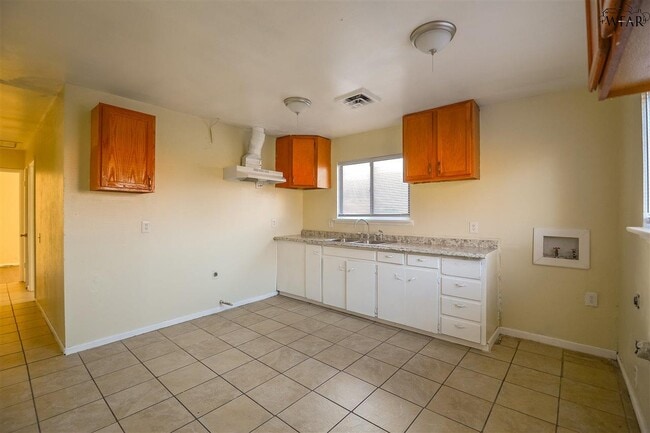 Photo - 1604 Red Fox Rd